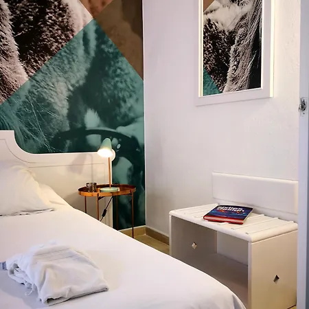 4u Miranda - Adults Only 3* سانتا بونسا